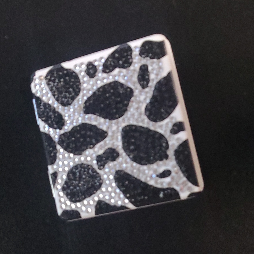 Black & White print charm compact mirror